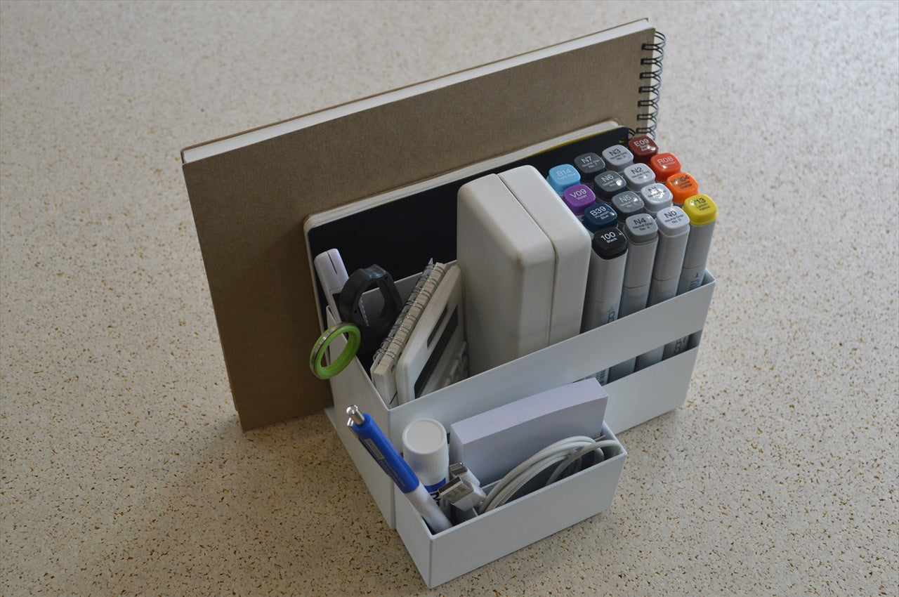 COLLEND　コレンド<br>Remote Control & Tablet Holder With Pocket リモコン＆タブレットホルダー（ポケット付）　リモコンホルダー　タブレットホルダー